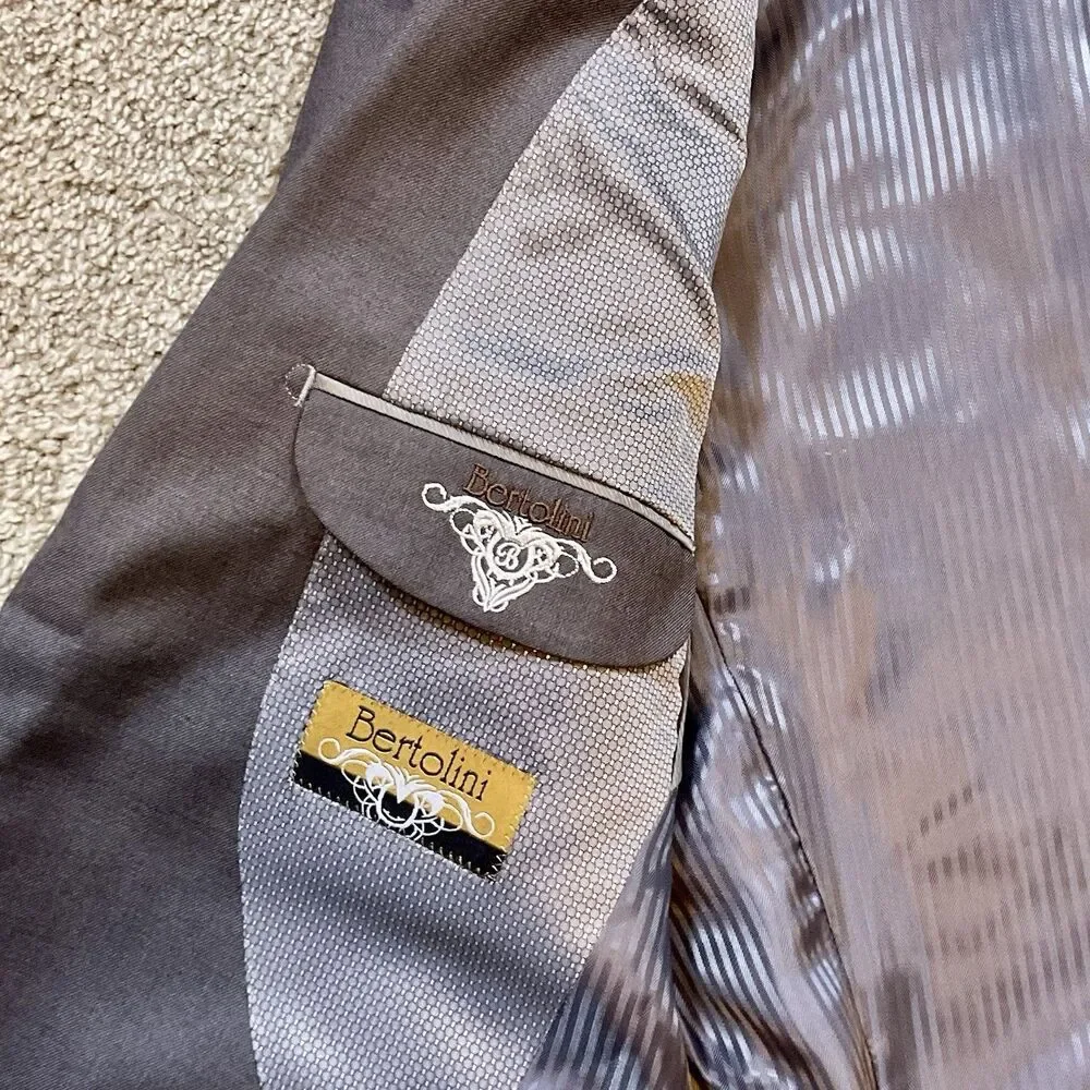 Bertolini 2pc‎ Suit Jacket Size 38R Pants 46/40 Sport Coat Blazer Wool Silk Gray